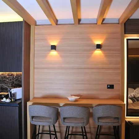 Family Woodside Kopaonik