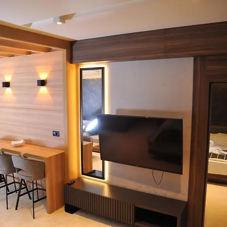 Family Woodside Aparthotel Kopaonik